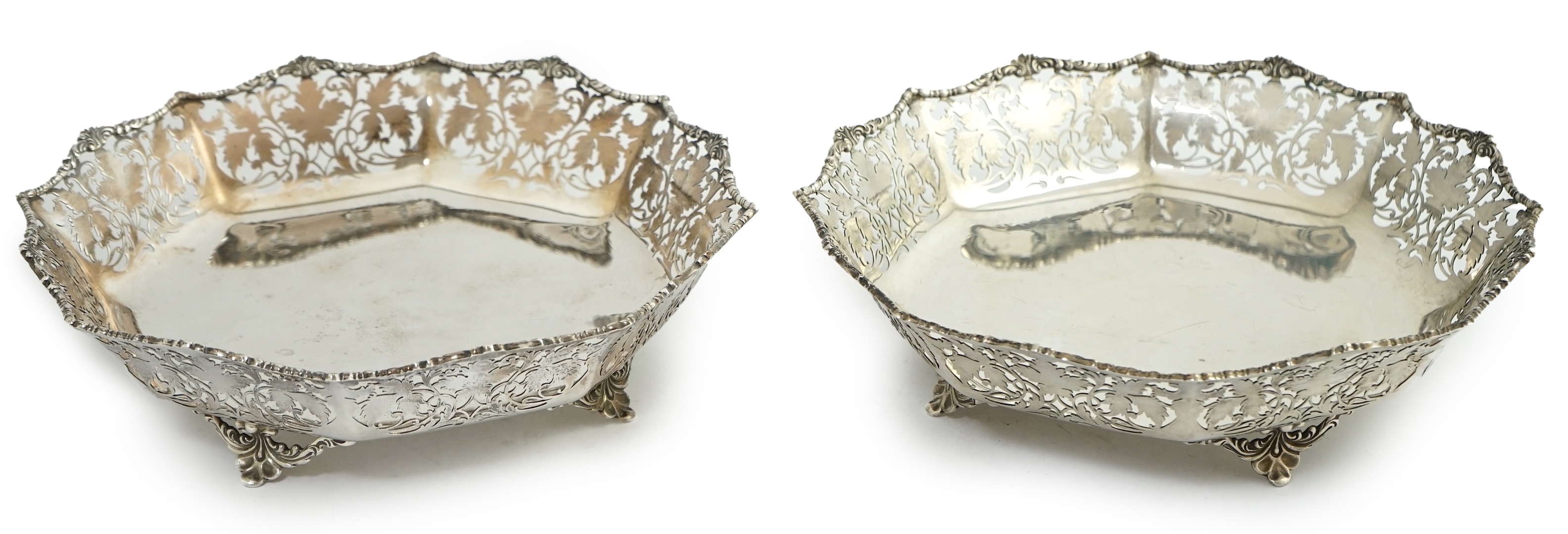 A pair of George VI pierced silver shallow circular fruit bowls, by Mappin & Webb